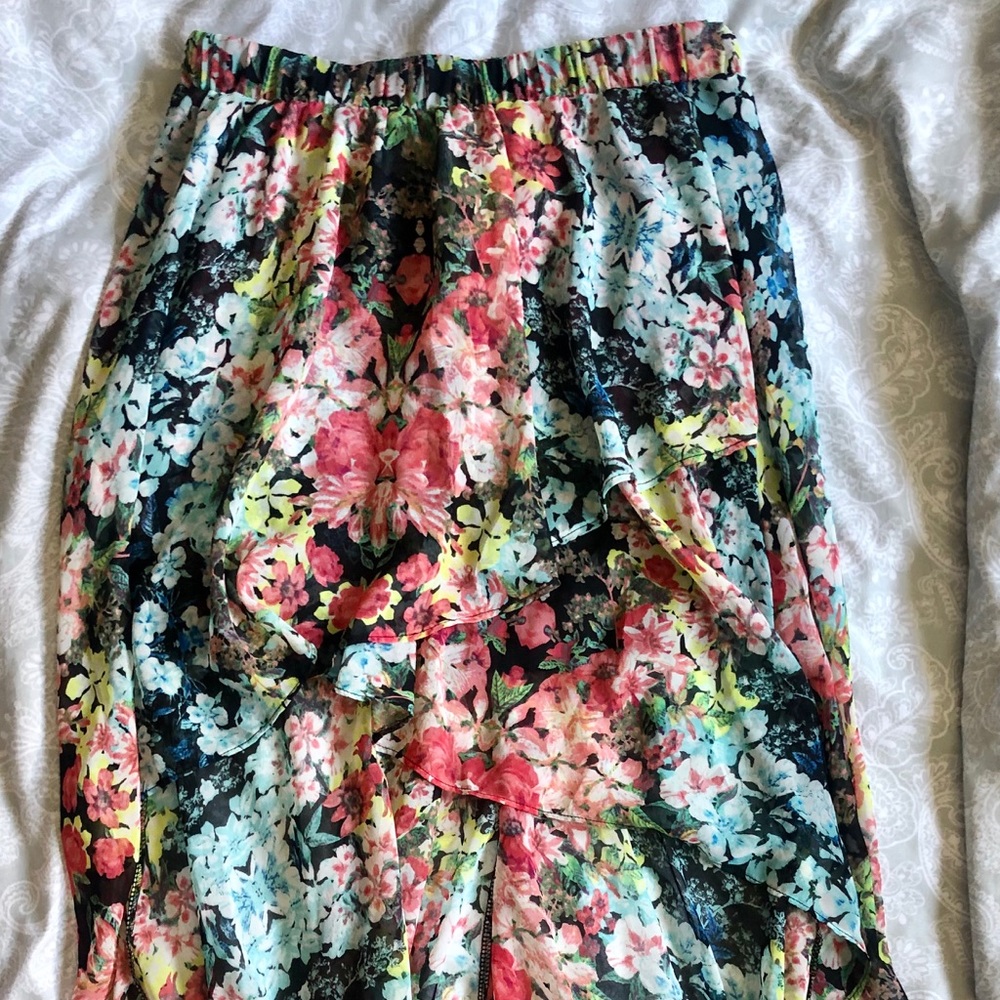 High-low flowy skirt